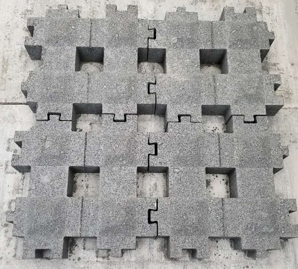 生態(tài)護(hù)坡磚